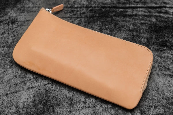 undyed leather goods