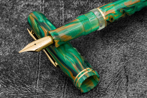 Gioia Metis Verde D'oriente Fountain Pen - Gold Trim