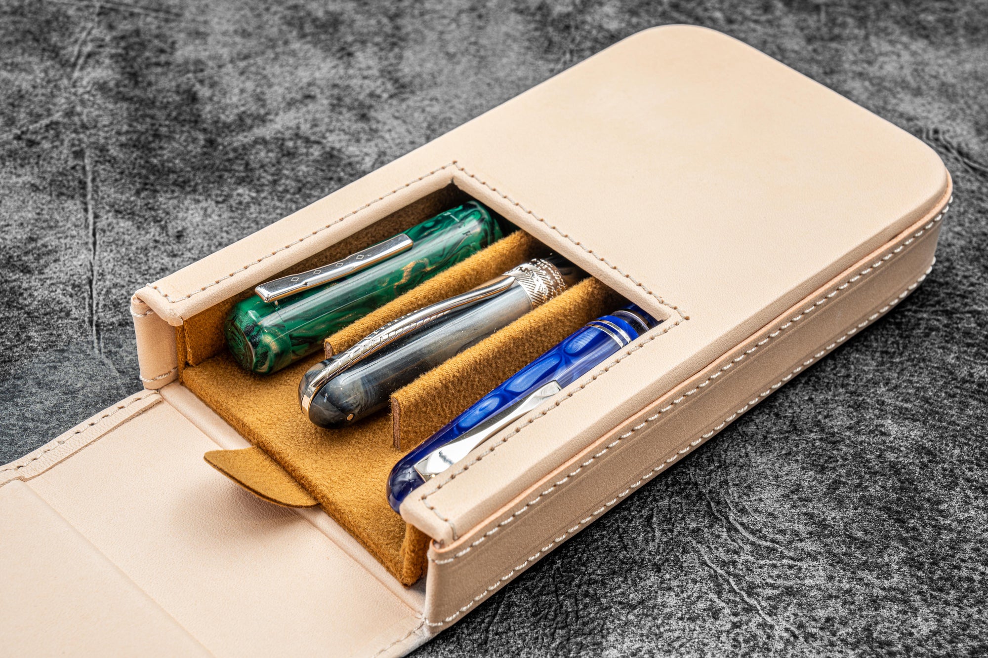 Leather Magnum Opus 3 Slots Hard Pen Case with Removable Pen Tray - Undyed Leather