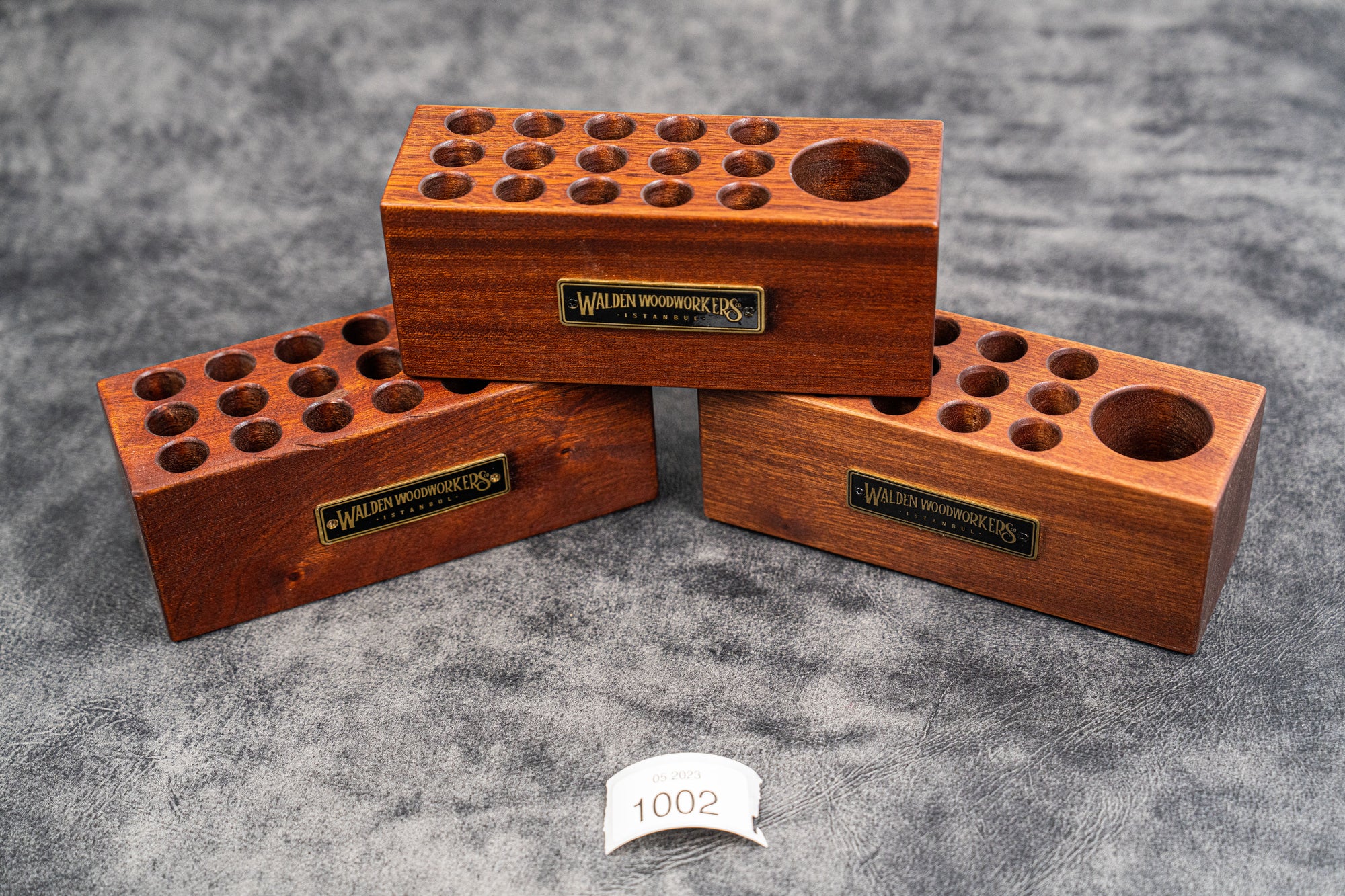 SECONDS WOOD DESK ORGANIZER - PEN HOLDER - MAHOGANY - 1002