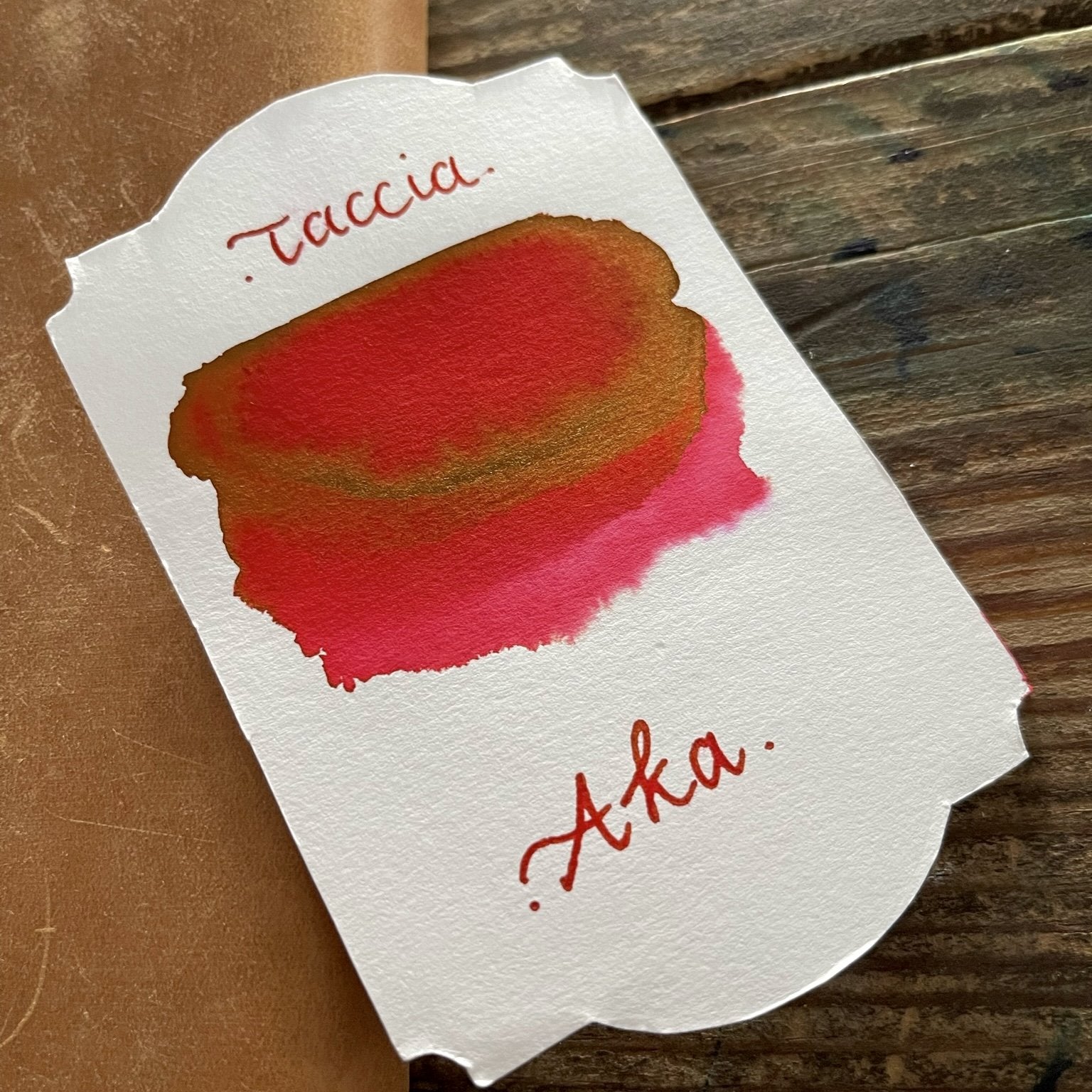 Taccia Aka Red Fountain Pen Ink Galen Leather