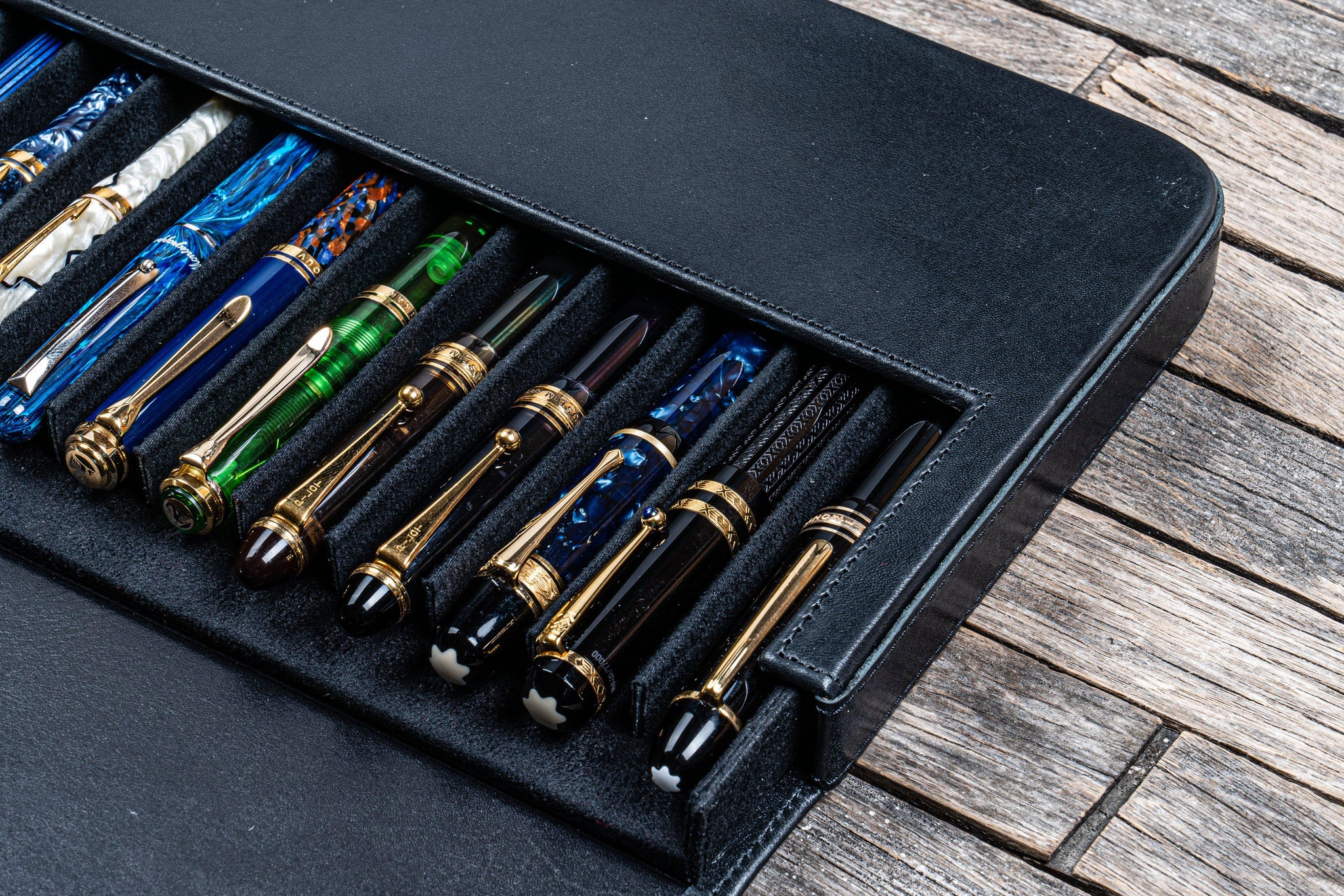 Black Leather Magnum Opus 12 Slots Hard Pen Case with Removable